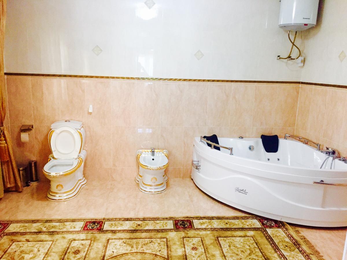 Hotel Ark Ms Taraz Kültér fotó