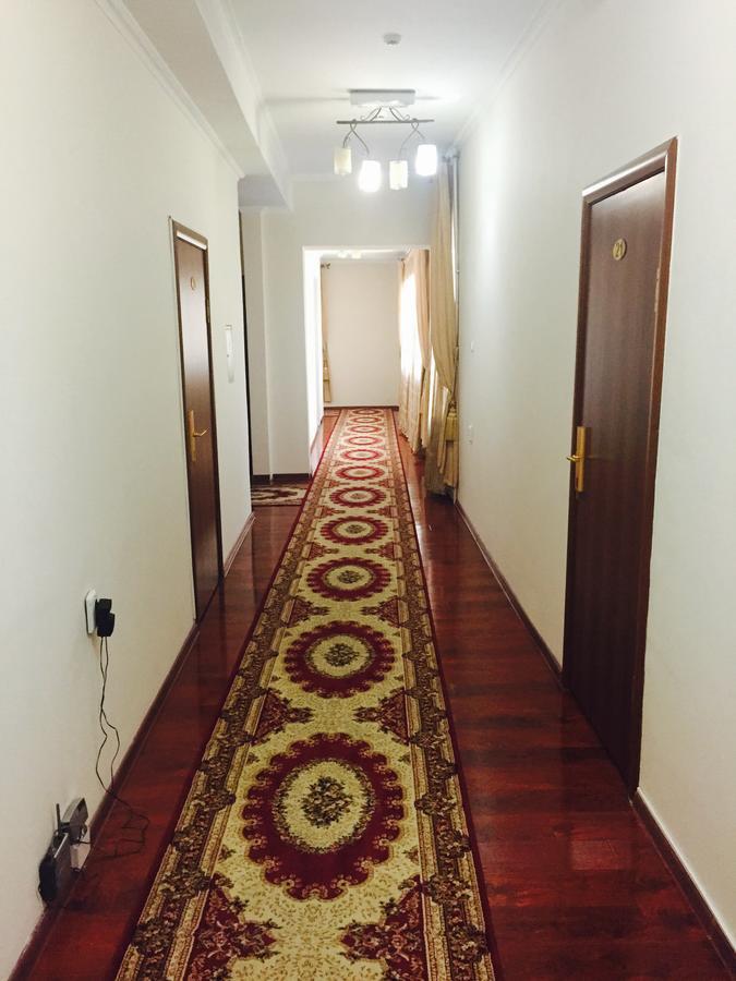 Hotel Ark Ms Taraz Kültér fotó